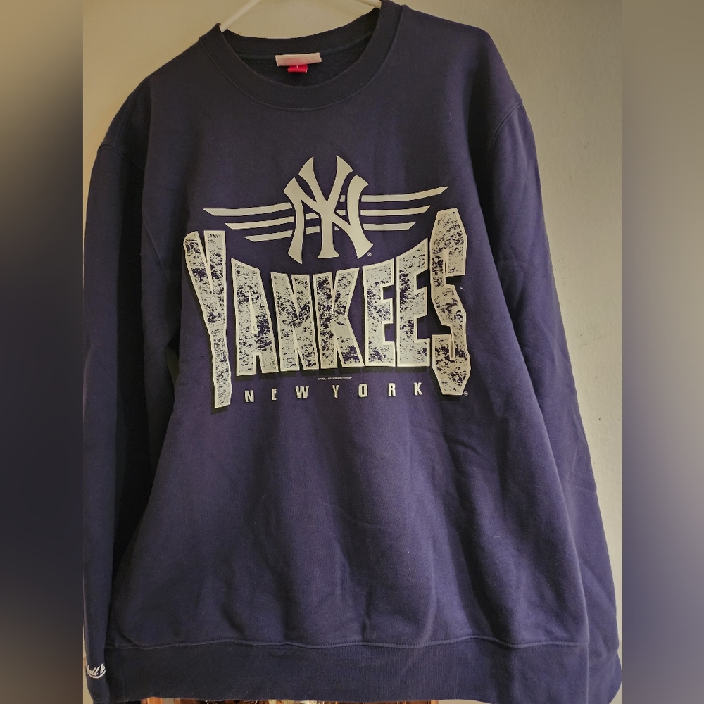 Mitchell & Ness Yankees crew sweater L NWOT Navy blue - Picture 1 of 7